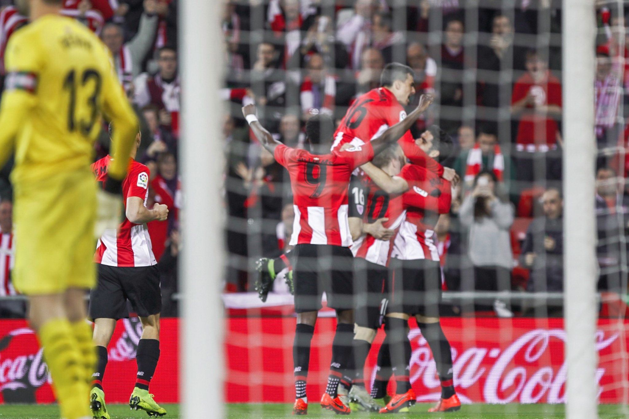 El Athletic inauguró el marcador con celeridad gracias a Raúl García