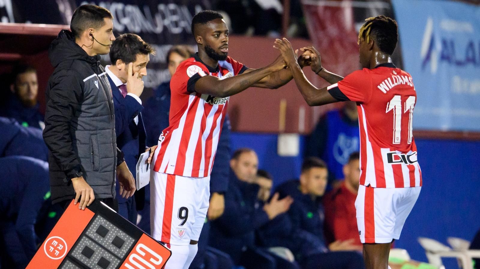  Iñaki entra por su hermano Nico Williams en la Copa ante el Alzira.
