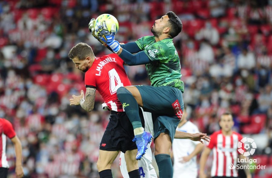  Vuelo de Pacheco en San Mamés.