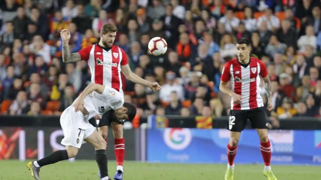 Iñigo Martínez y Yuri han superado en Mestalla la barrera de los 2.000 minutos en LaLiga.