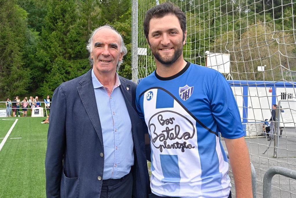  Iribar y Jon Rahm en Plentzia.