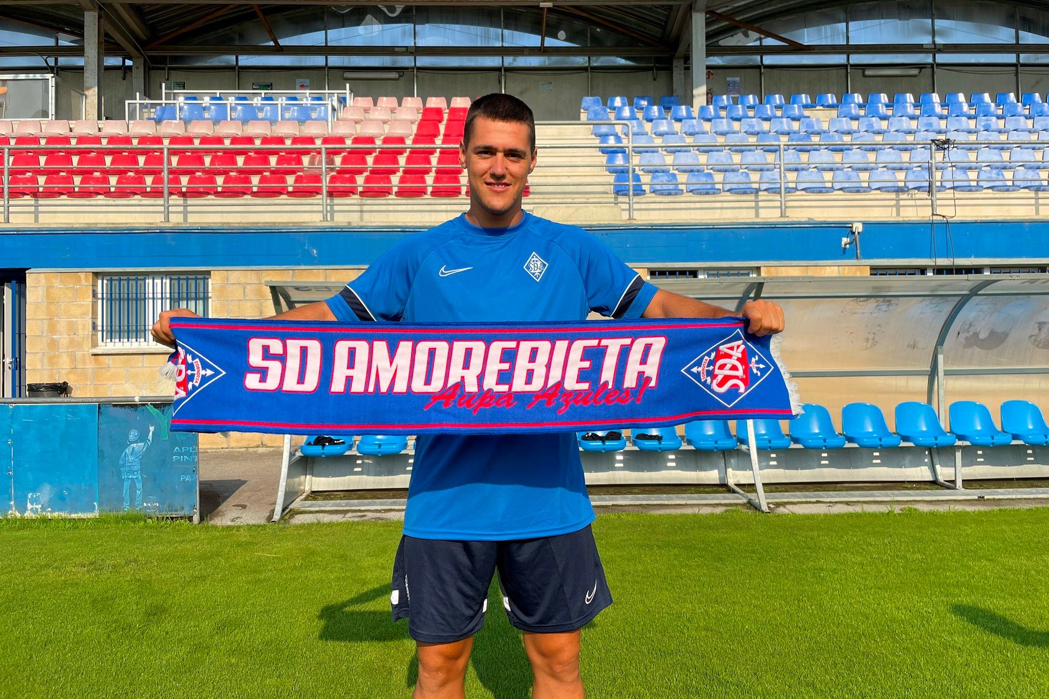 El jugador del Eibar cedido en la SD Amorebieta Urko Izeta.