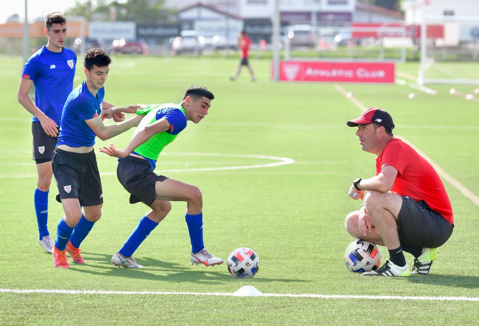  El Juvenil de Imanol de la Sota quedaba campeón de su Grupo; ahora el santurtziarra da el salto.