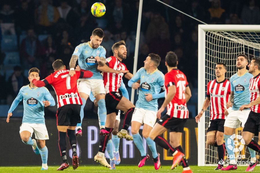  Lance del partido del Athletic Club de Valverde ante el Celta en Balaídos.