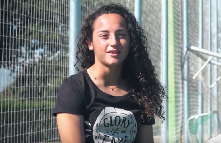  La delantera Leia Zarate en la entrevista para el club rojiblanco previa al derbi.