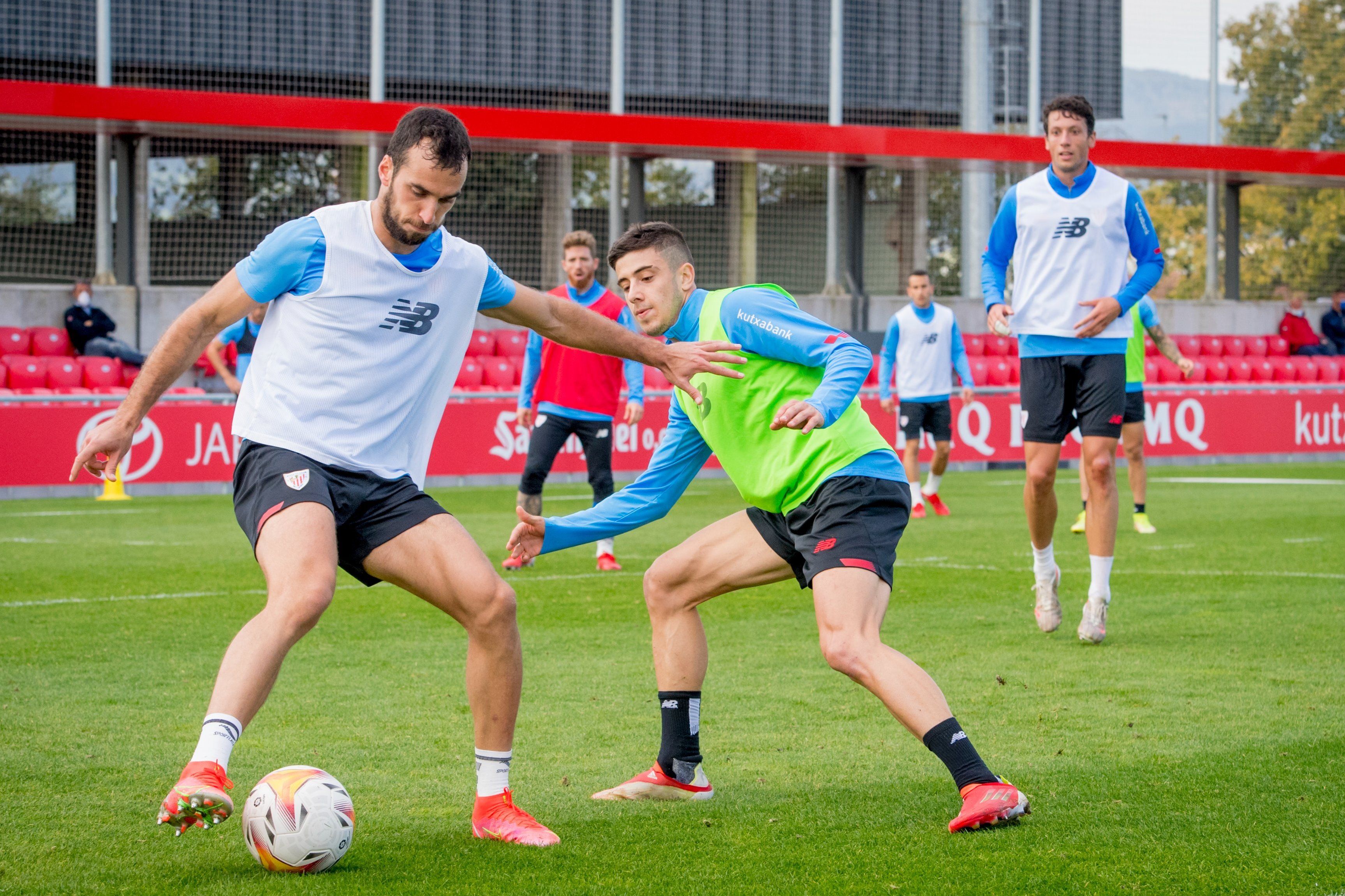  Iñigo Lekue en el partidillo en Lezama.