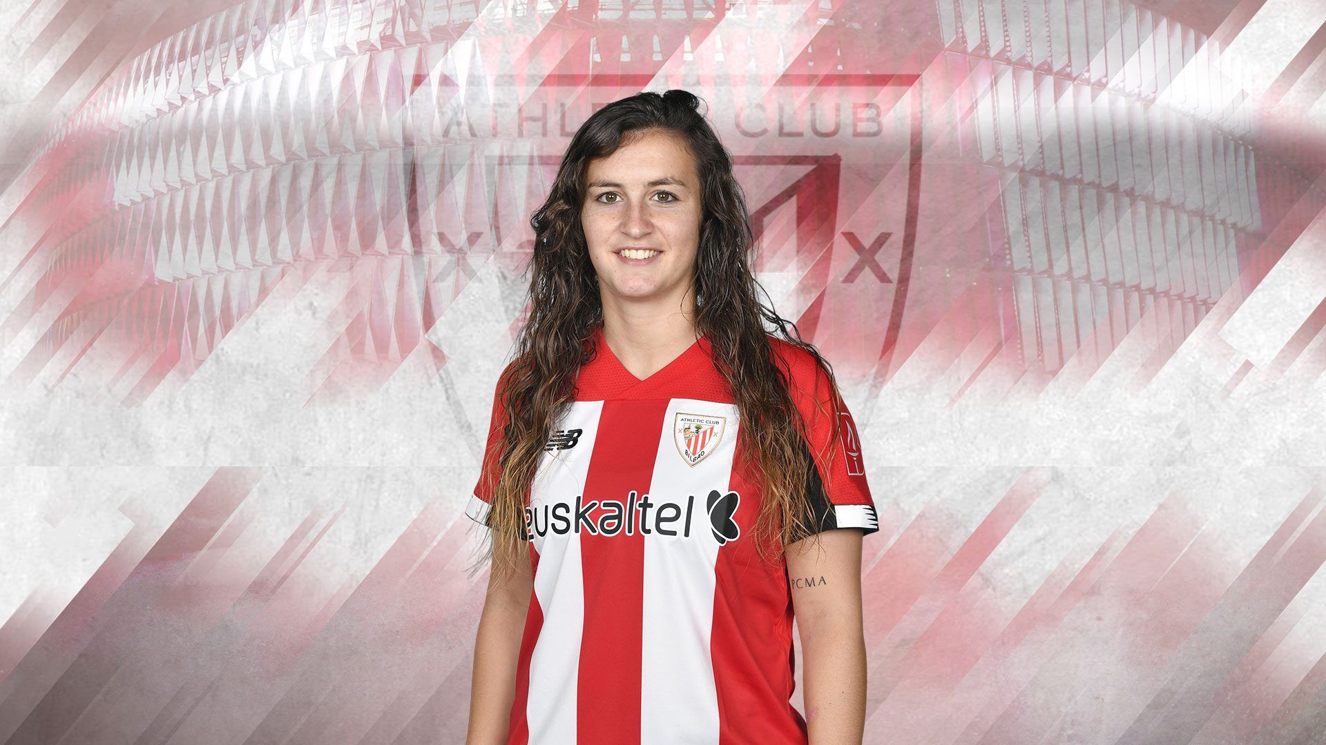  Leyre Monente fue sometida a una operación para paliar una inestabilidad en su hombro derecho.