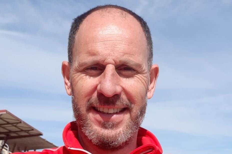  El entrenador de Busturia  Jabi Luaces espera a un nuevo equipo para dirigir.