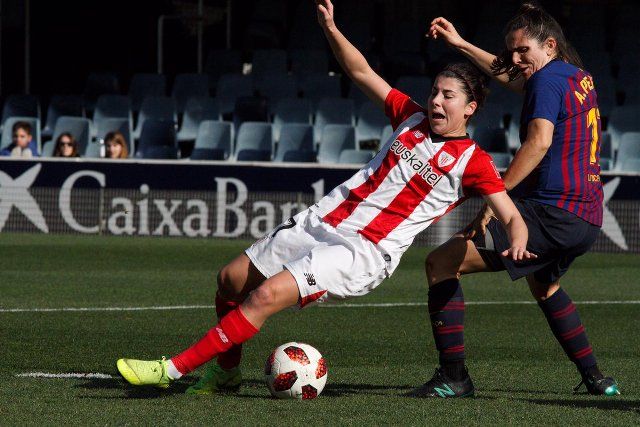 Lucía García en un partido ante el Barcelona en el Miniestadi.