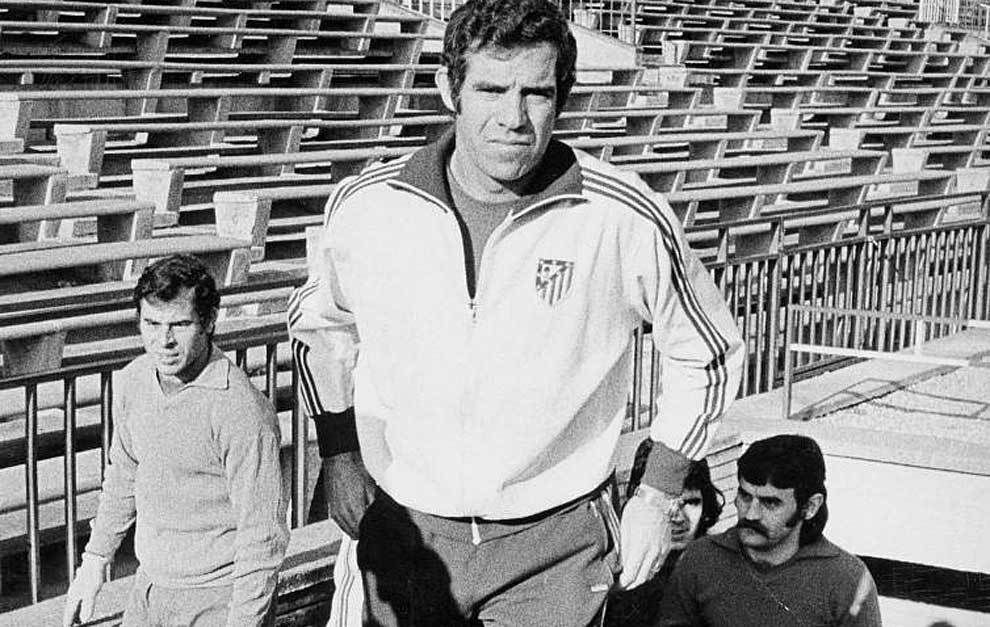  El ya fallecido Luis Aragonés, en el Vicente Calderón.