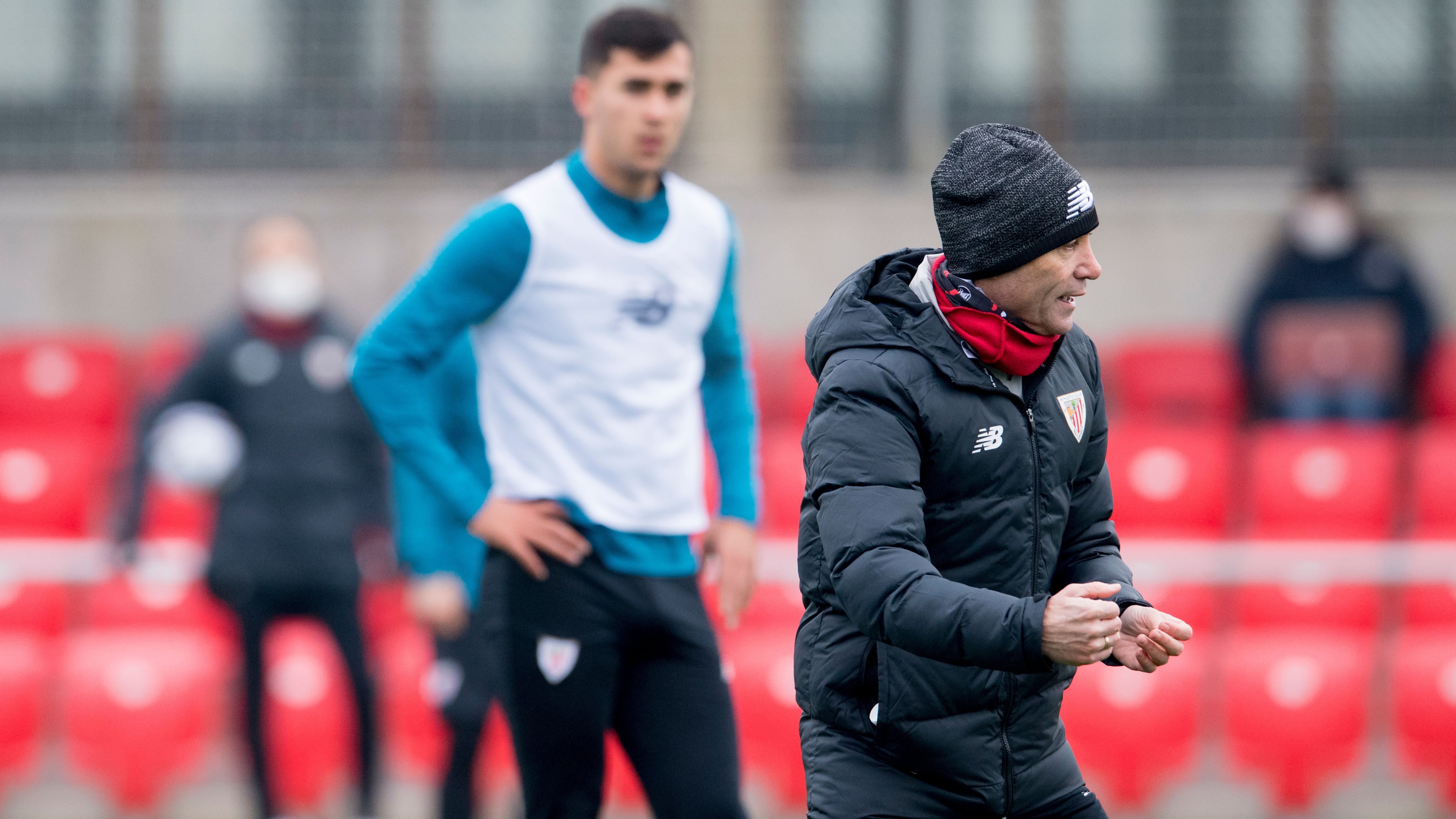  Marcelino García Toral se hace escuchar en Lezama.