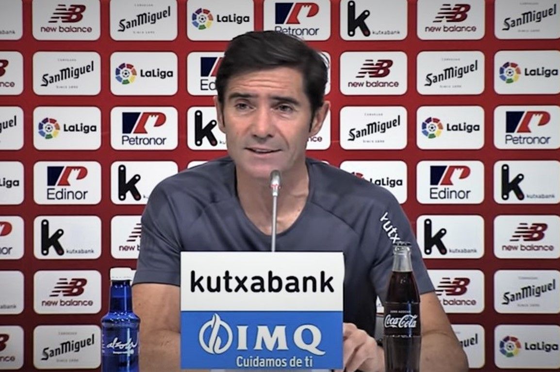 Marcelino García Toral atiende a una rueda de prensa en Lezama.