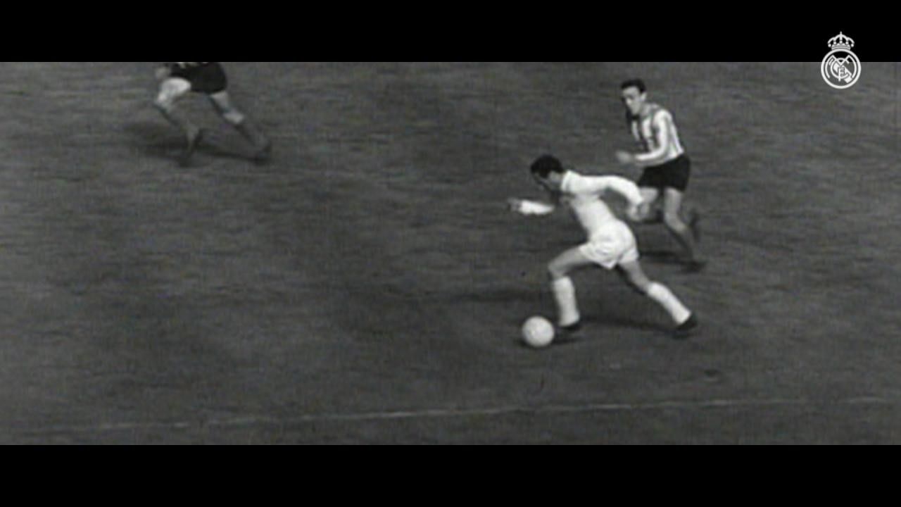  Paco Gento, el extremo izquierdo de oro del Real Madrid: así jugaba.