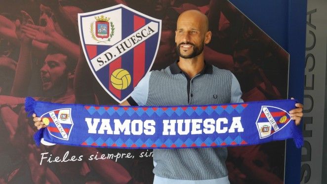  Mikel Rico regresaba a Huesca 9 años después como un futbolista consagrado.