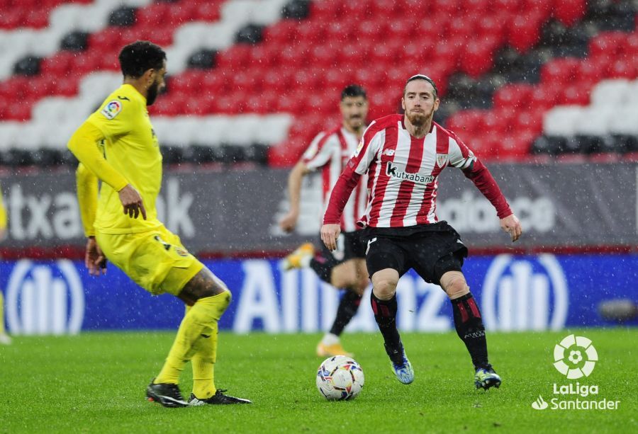 Muniain ante el Villareal en San Mamés.