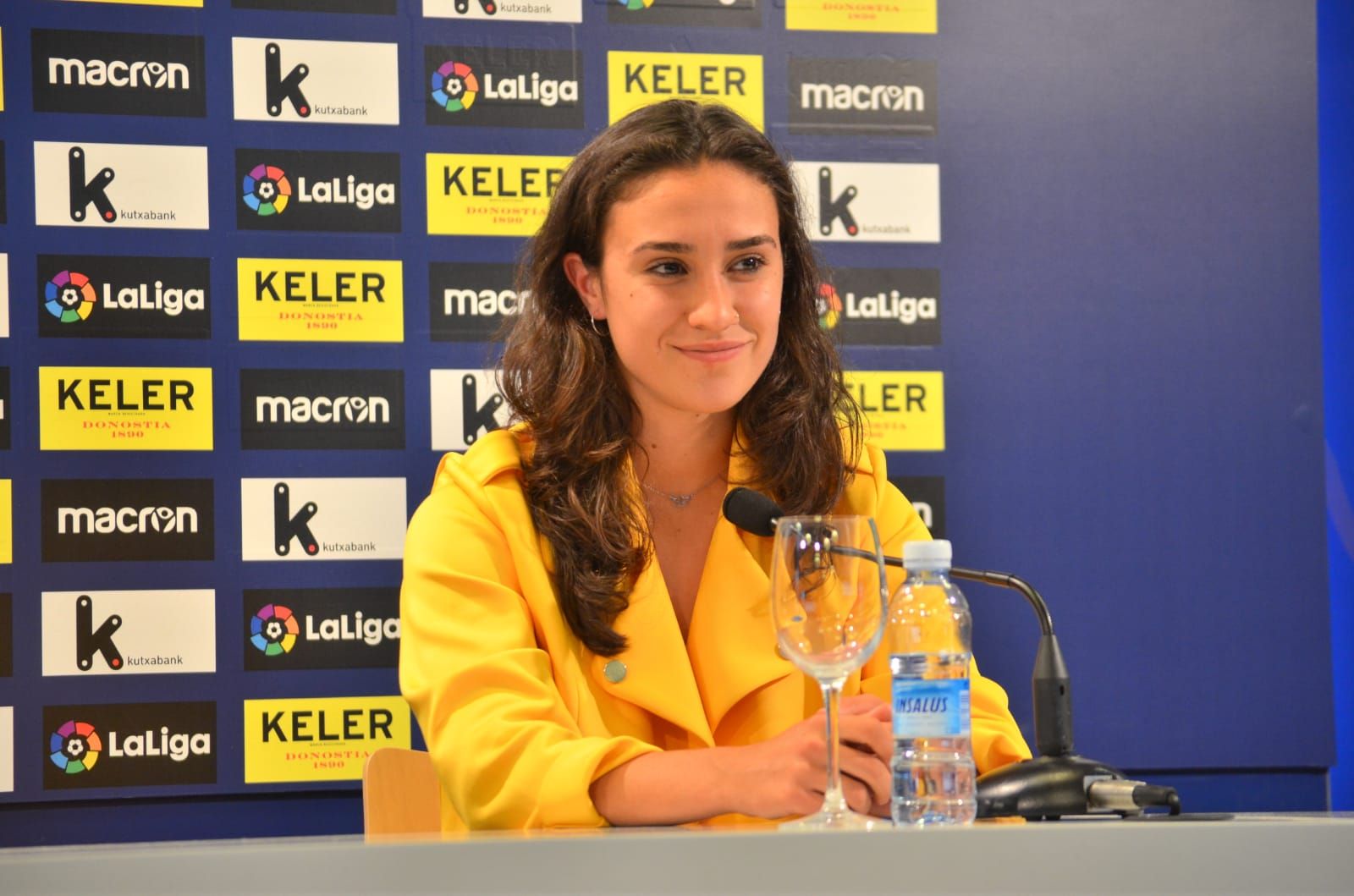 Nahikari García, durante una rueda de prensa en la Real Sociedad Femenina.