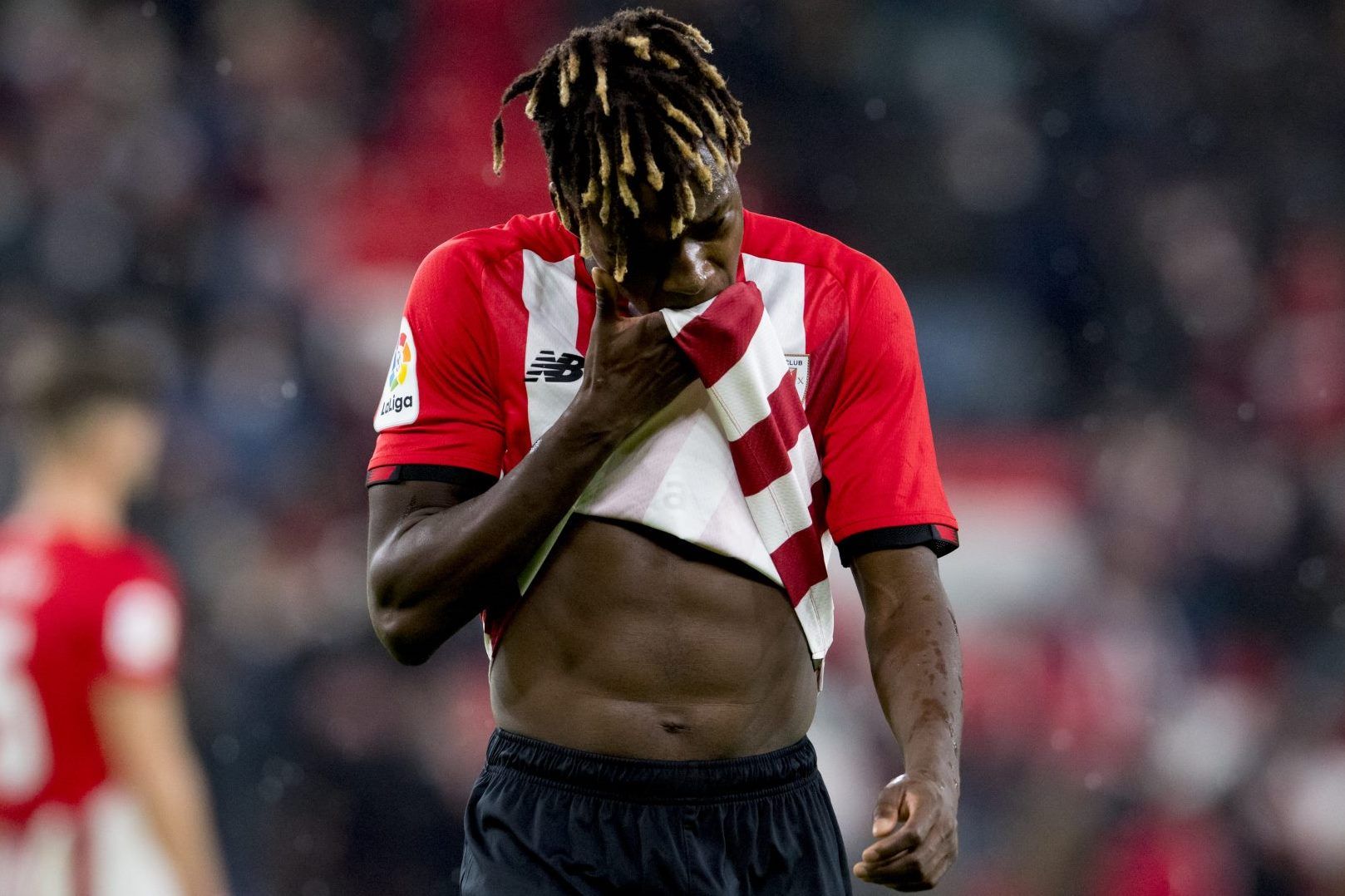  Gesto de Nico Williams ante el Cádiz en San Mamés.