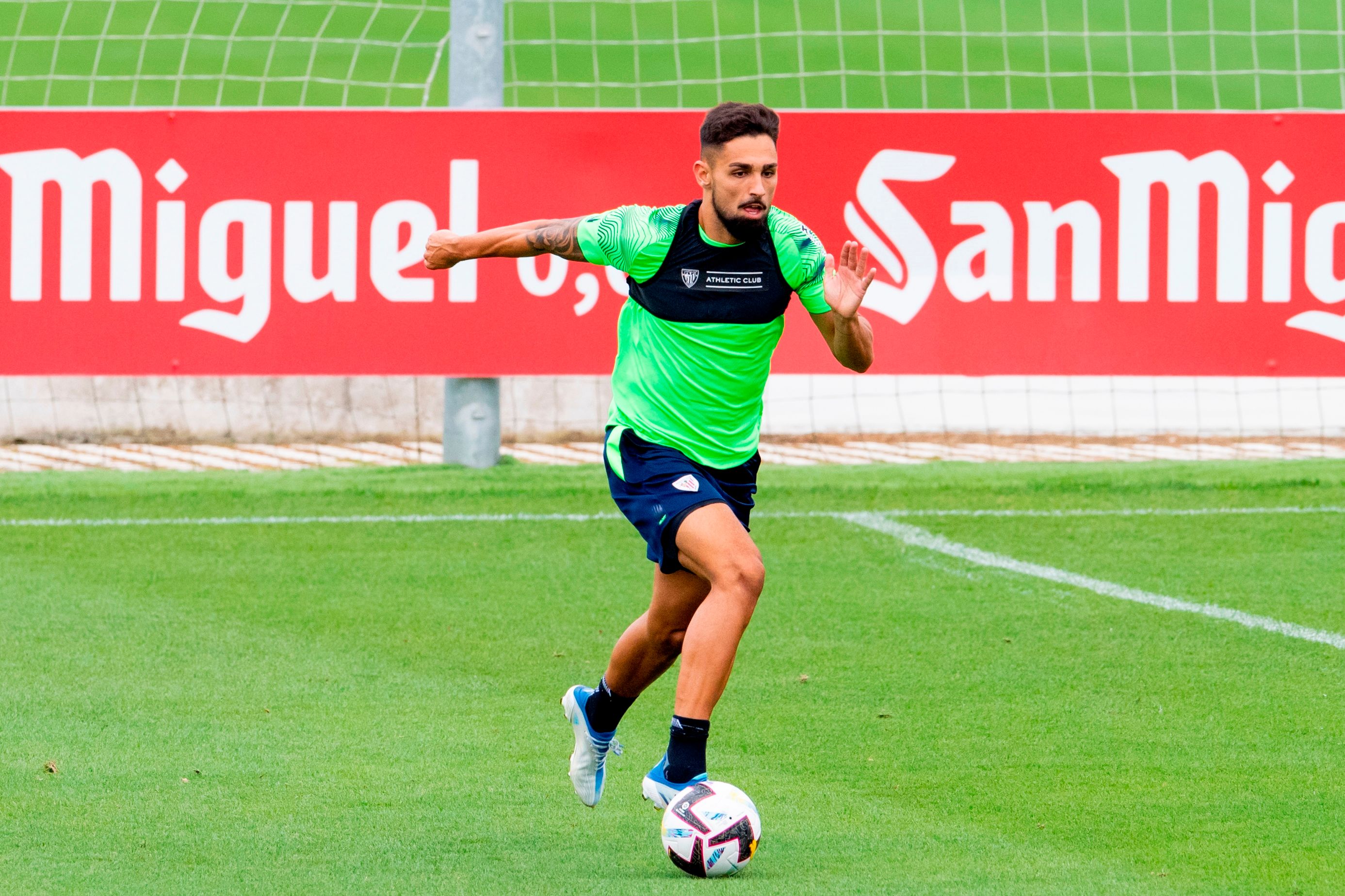  Peru Nolaskoain se entrena en Lezama.