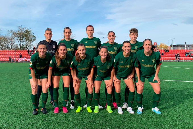 El once titular de las leonas en la Ciudad Deportiva de Vallecas.