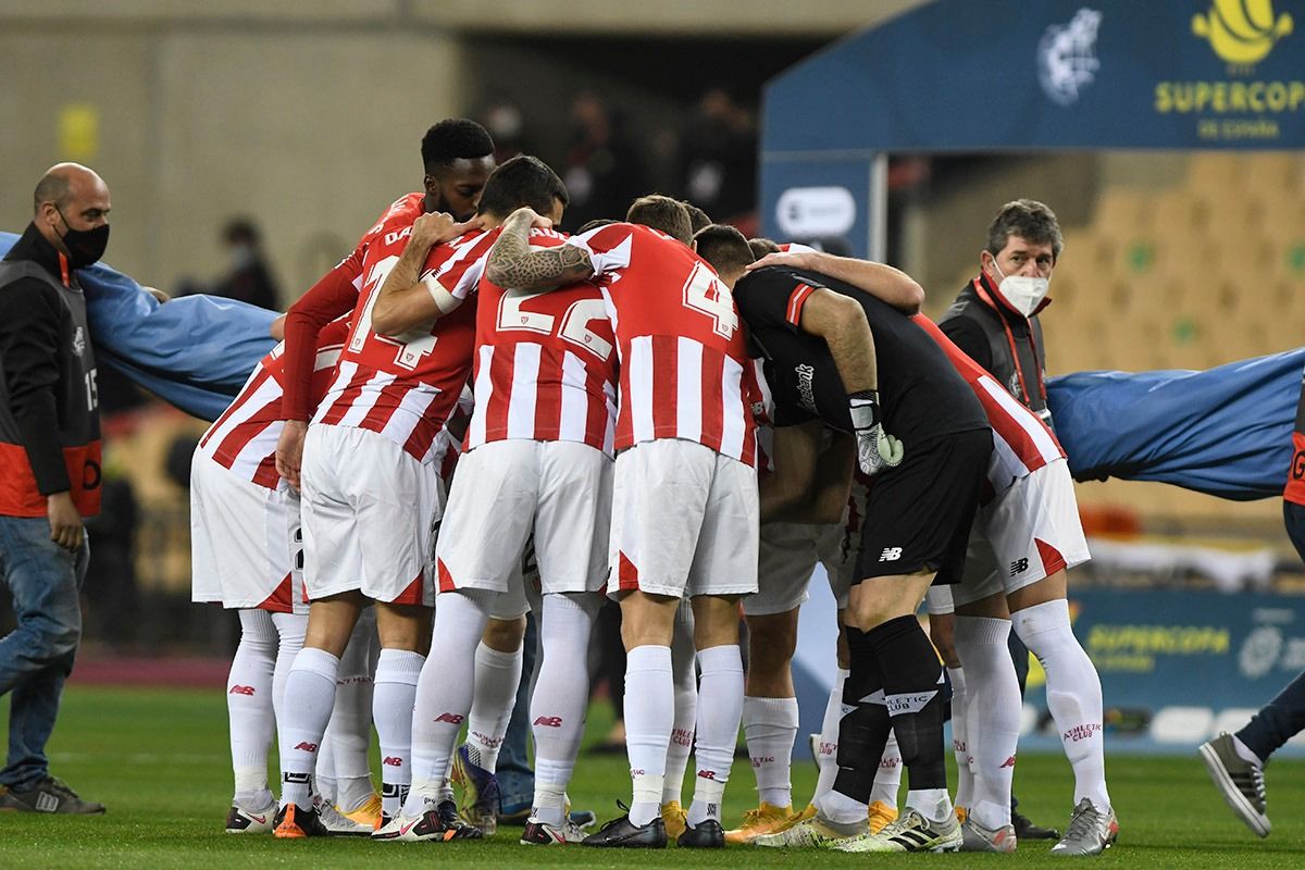  Piña del Athletic antes del inicio de un final, ahora llegan las dos de Copa.