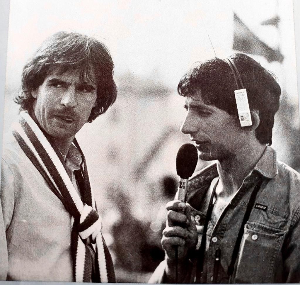  El mítico jugador del Athletic Club Txetxu Rojo entrevistado por el periodista Jorge Cerrato.