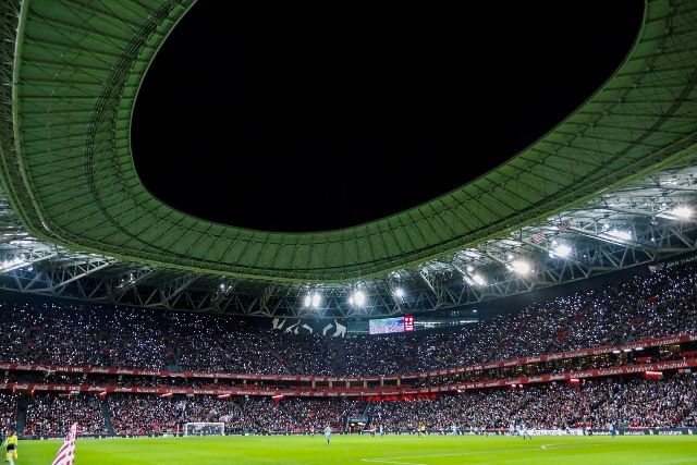 San Mamés registró un lleno histórico en el Athletic-Atlético de la Copa de la Reina.