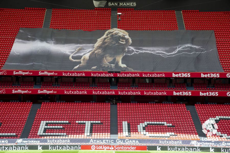 La vacía grada de San Mamés lista para acoger un partido del Athletic Club.