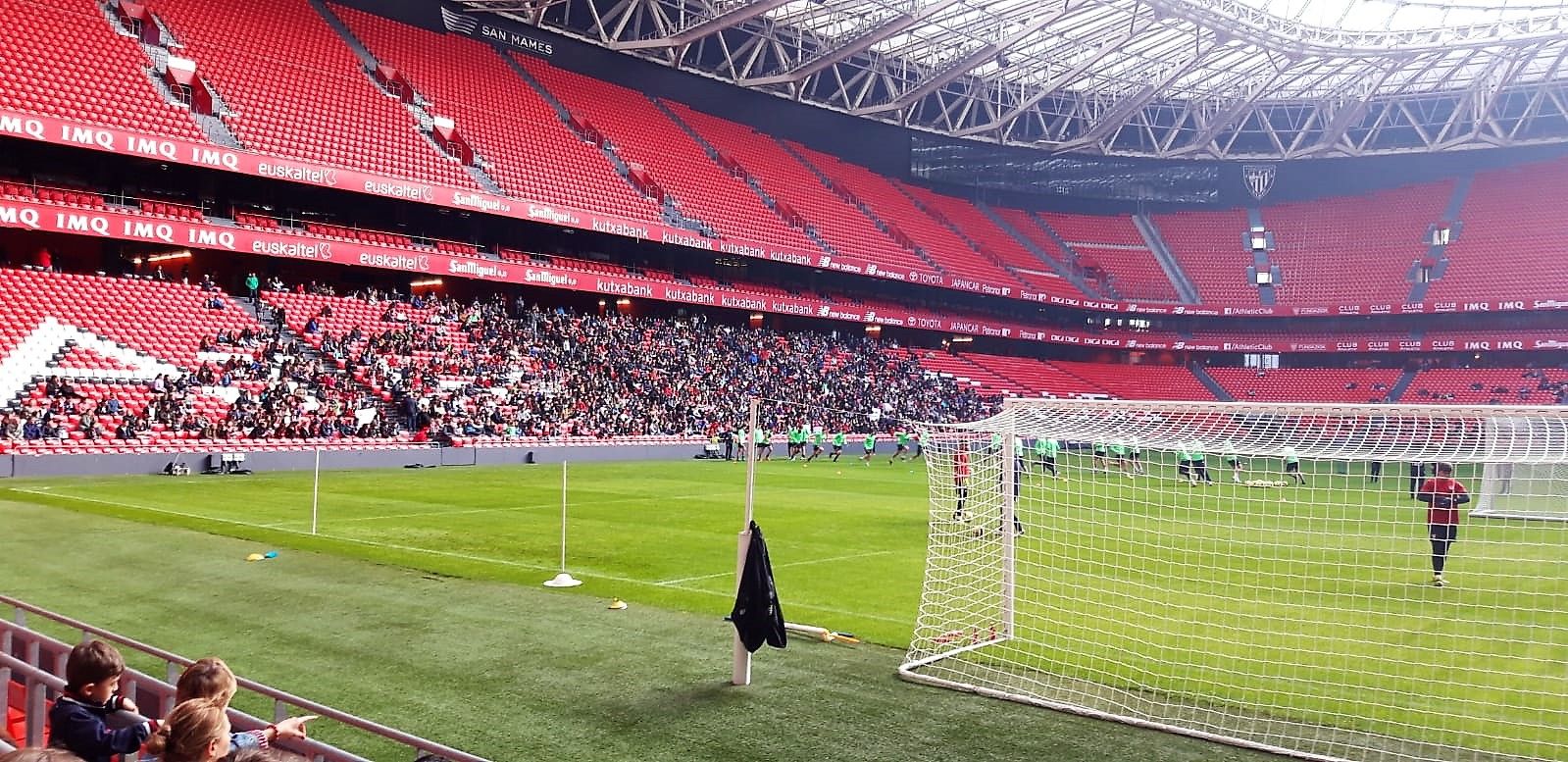  Plano del entrenamiento del Athletic Club de Ernesto Valverde en San Mamés.