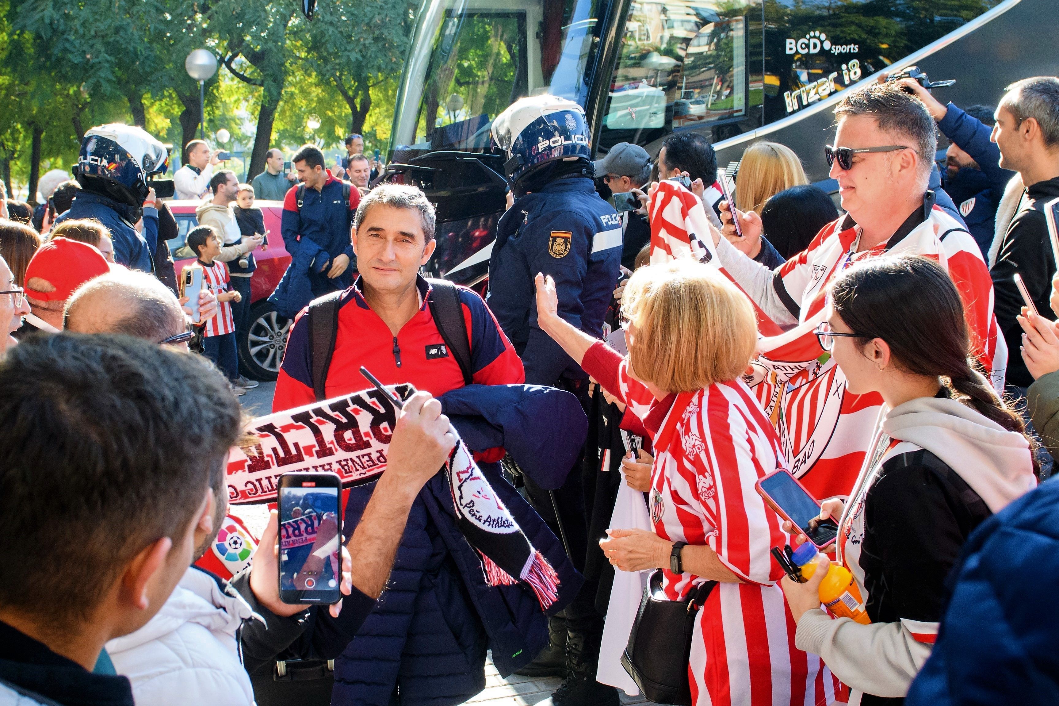 Gran recepción a Ernesto Valverde en Elda, Alicante.