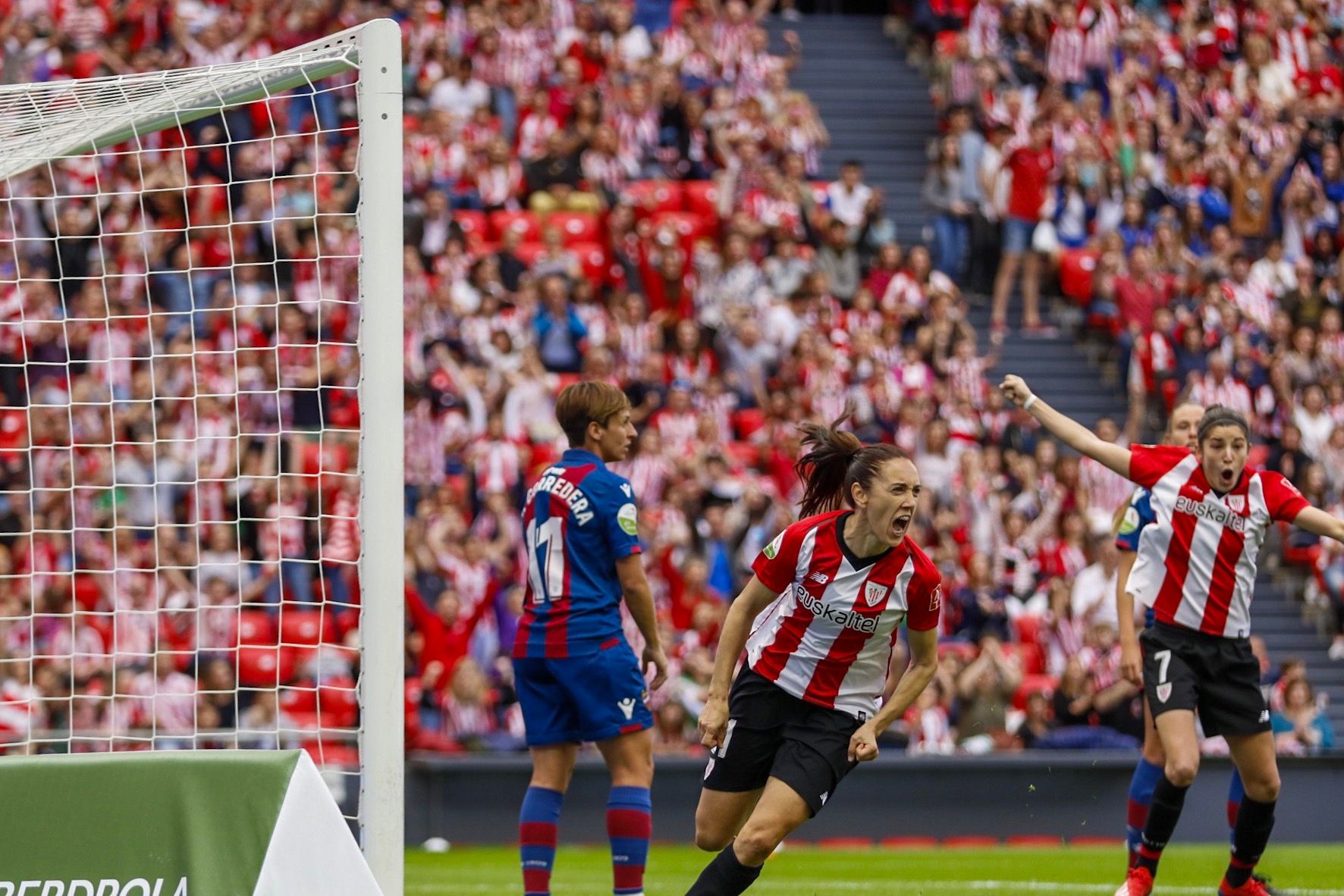  Vanesa Gimbert será baja también en Tenerife.