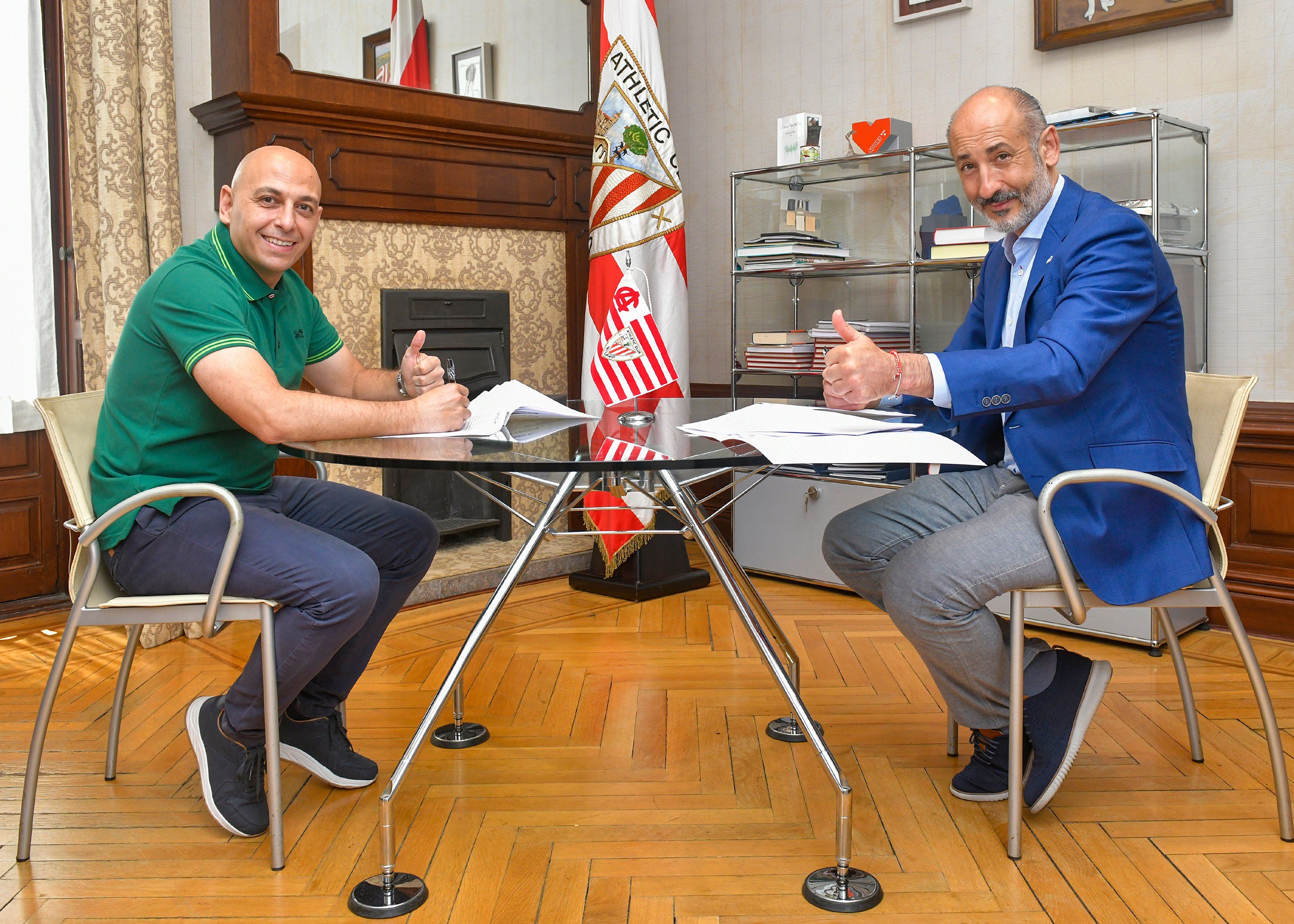  Ángel Villacampa y Aitor Elizegi cierran la renovación del míster.