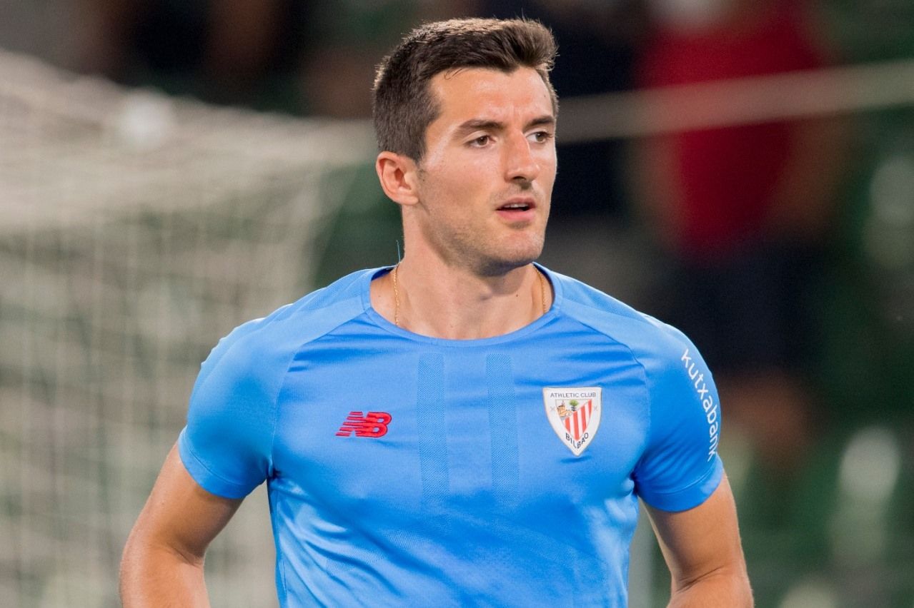 Daniel Vivian ya ha debutado en LaLiga ante el Elche CF.