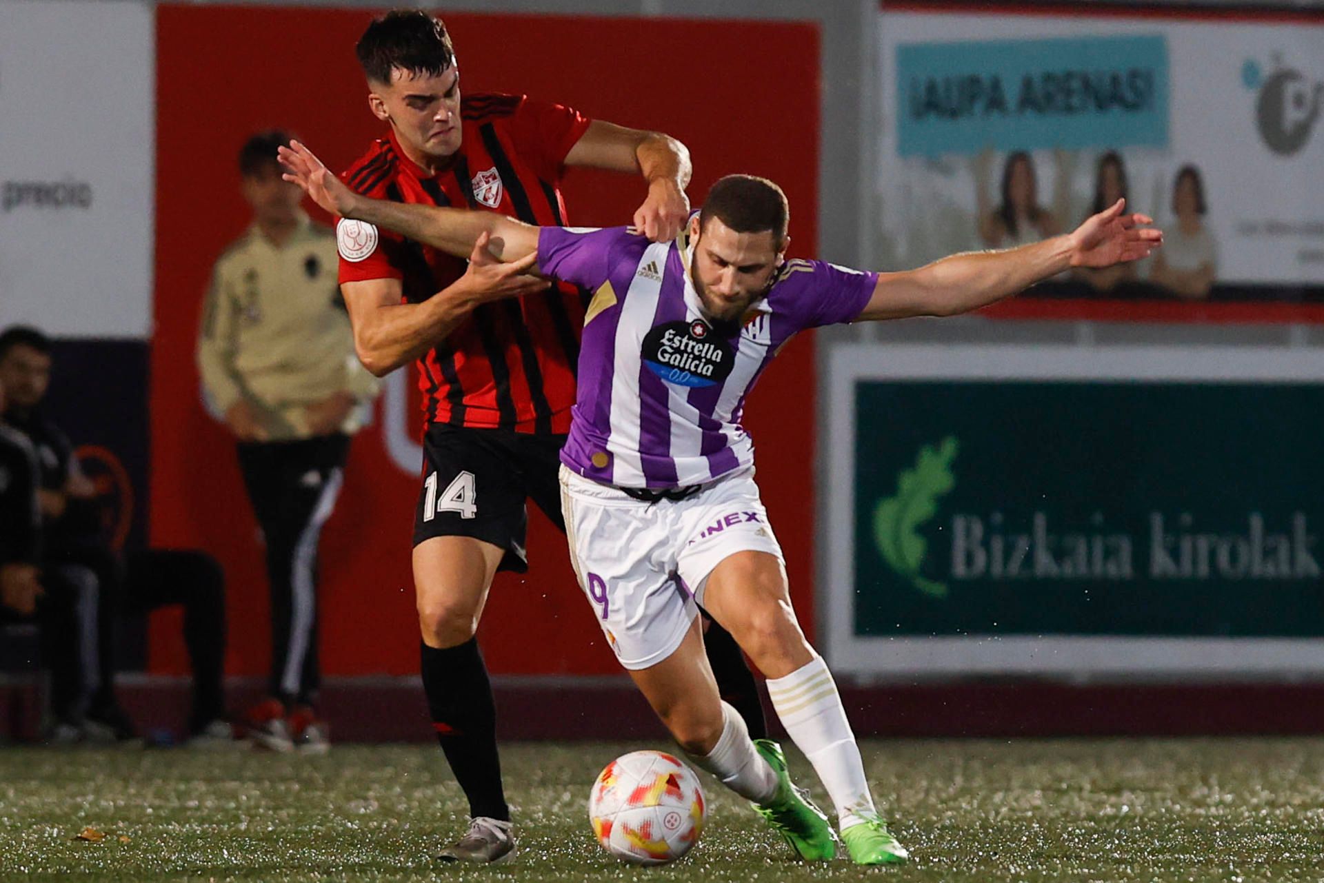  Weissman con Paul Álvarez en el Arenas-Valladolid.