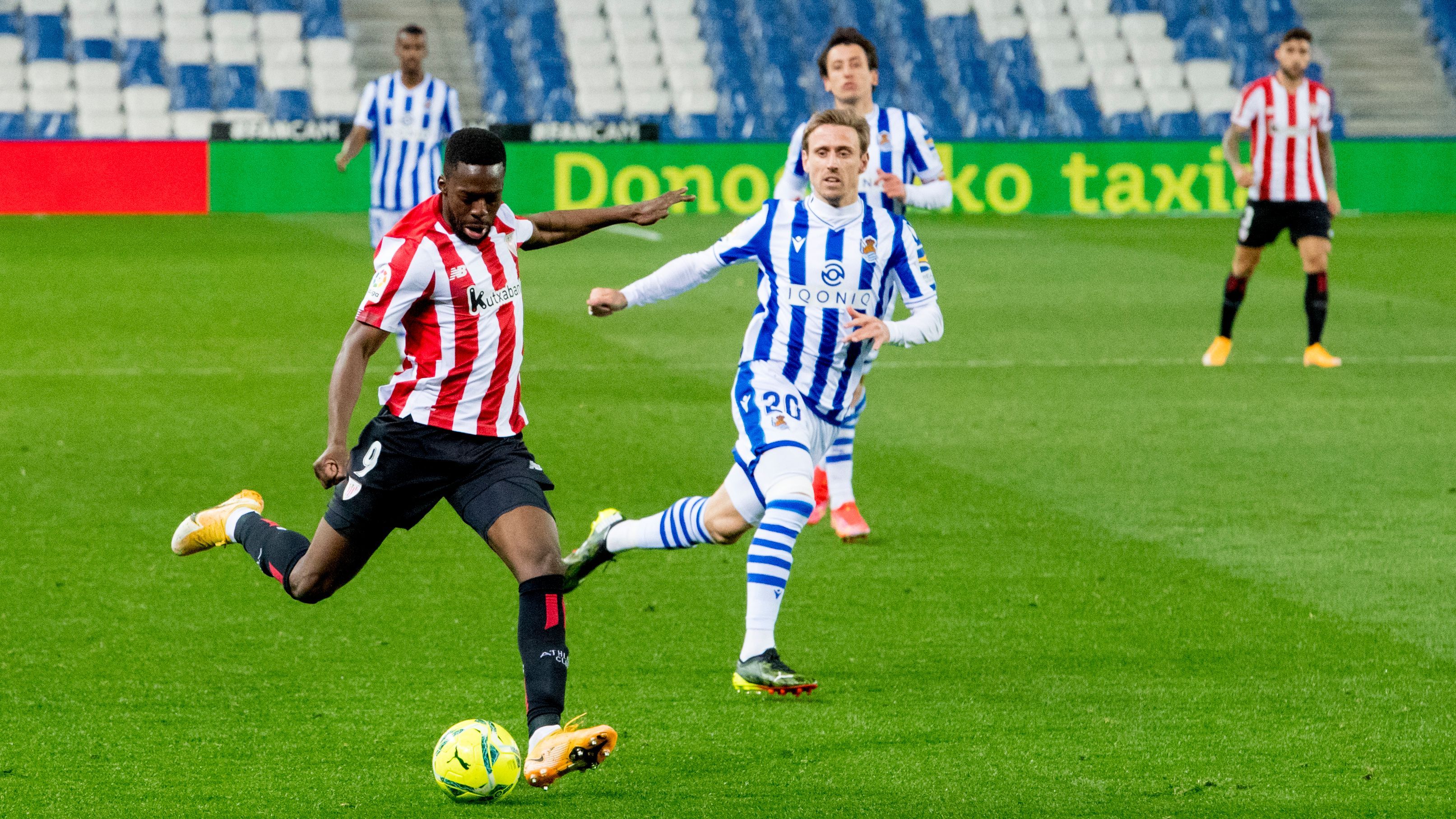 Williams dispara ante la Real en el Reale Arena.