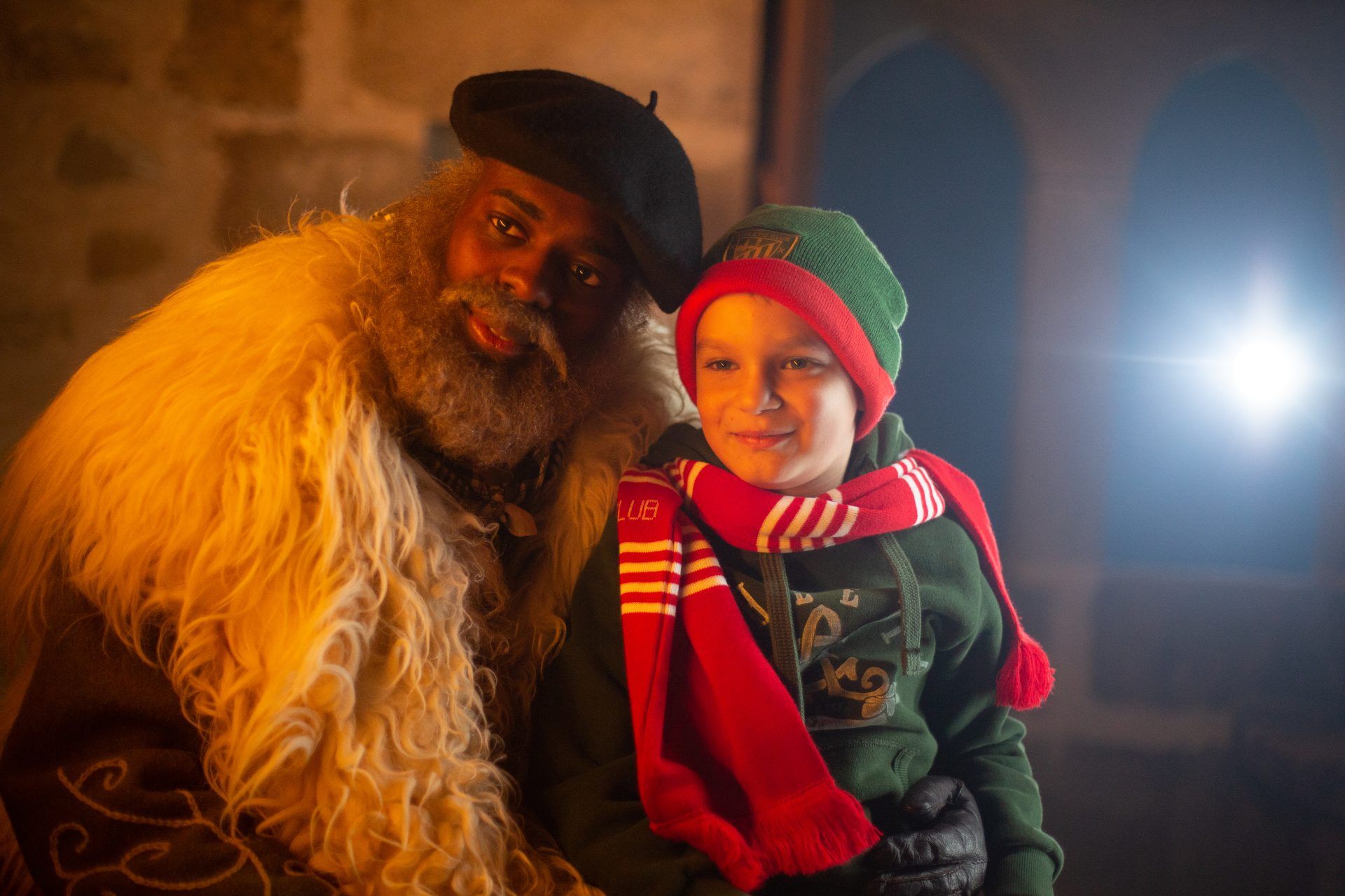  Iñaki Williams, Olentzero, sueña junto al pequeño Aritz.