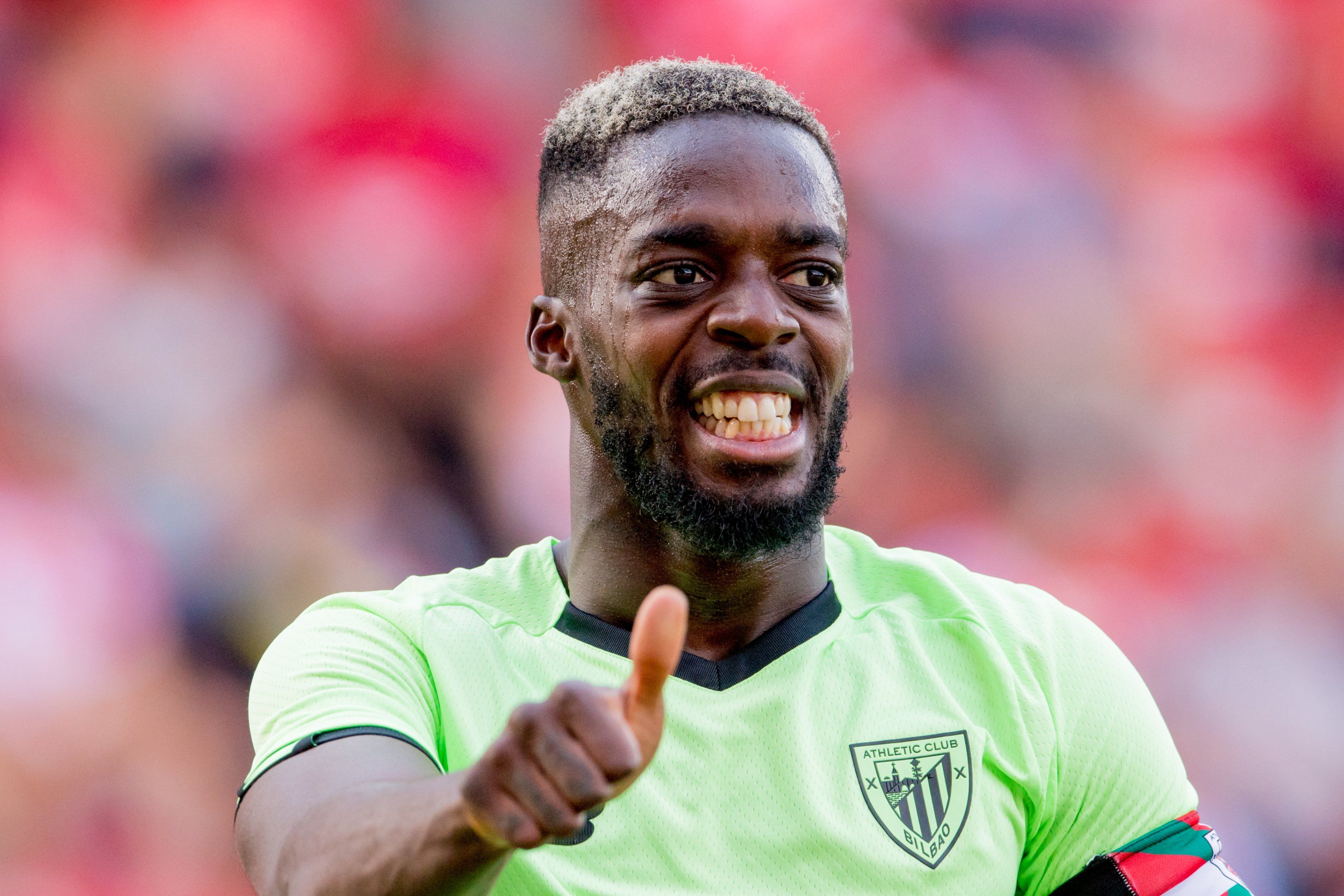  Gesto positivo de Iñaki Williams en la pretemporada 2021/22.