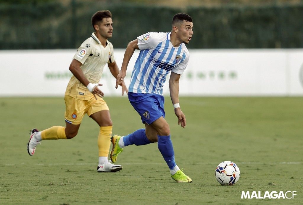 Yanis, tras superar a Melendo en una acción ante el Espanyol.