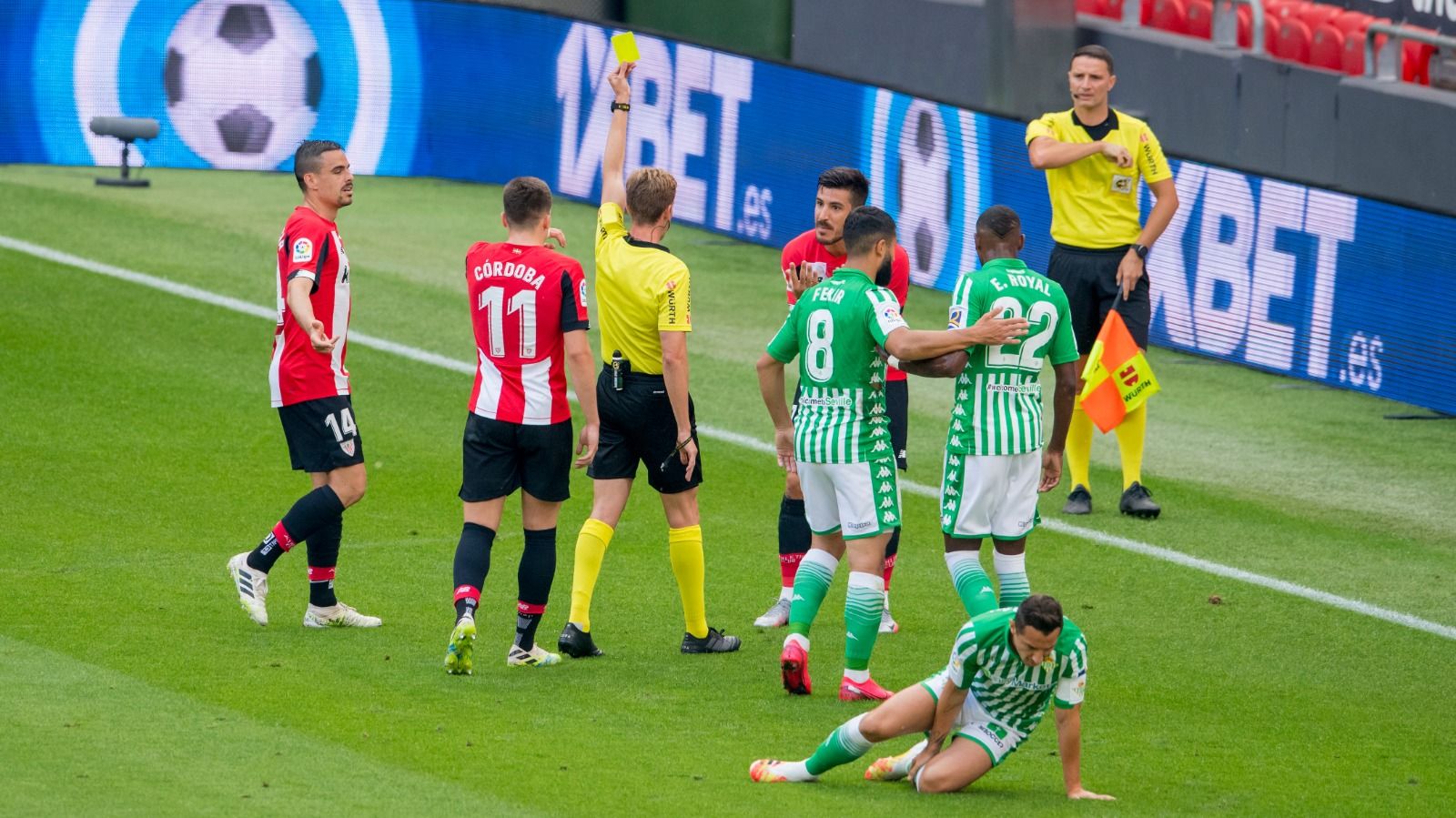  Yuri Berchiche vio amarilla ante el Betis y será baja en Barcelona.