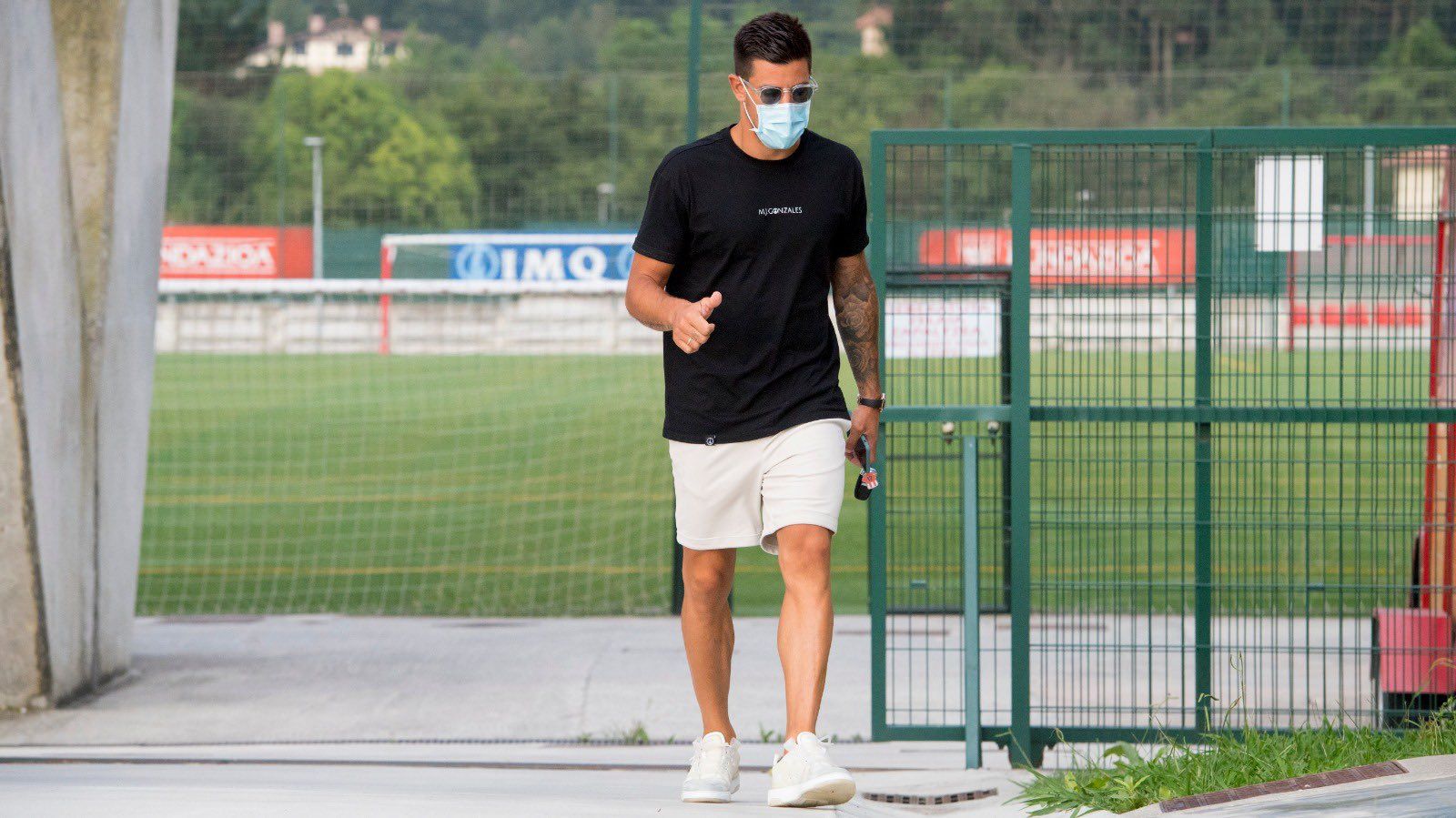  Yuri Berchiche en Lezama para pasar el test de la COVID-19.