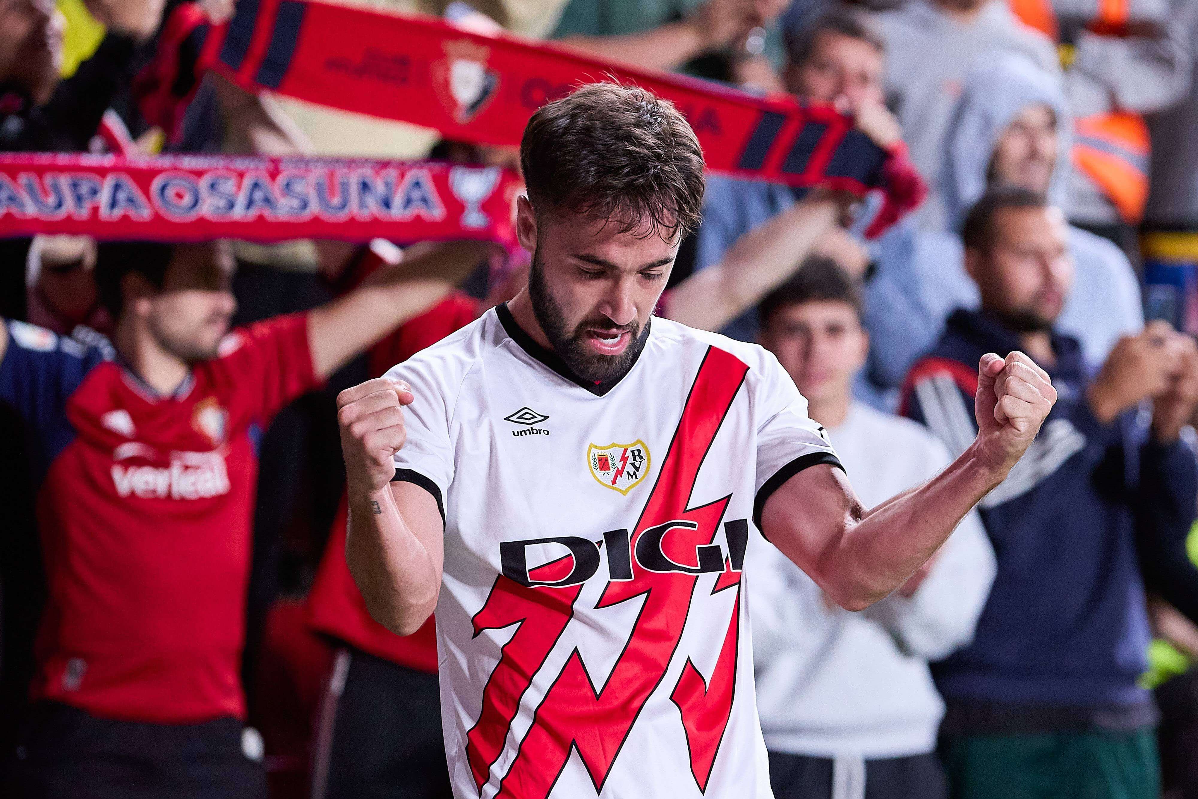 Unai López celebrando su gol con el Rayo Vallecano (Cordon Press)