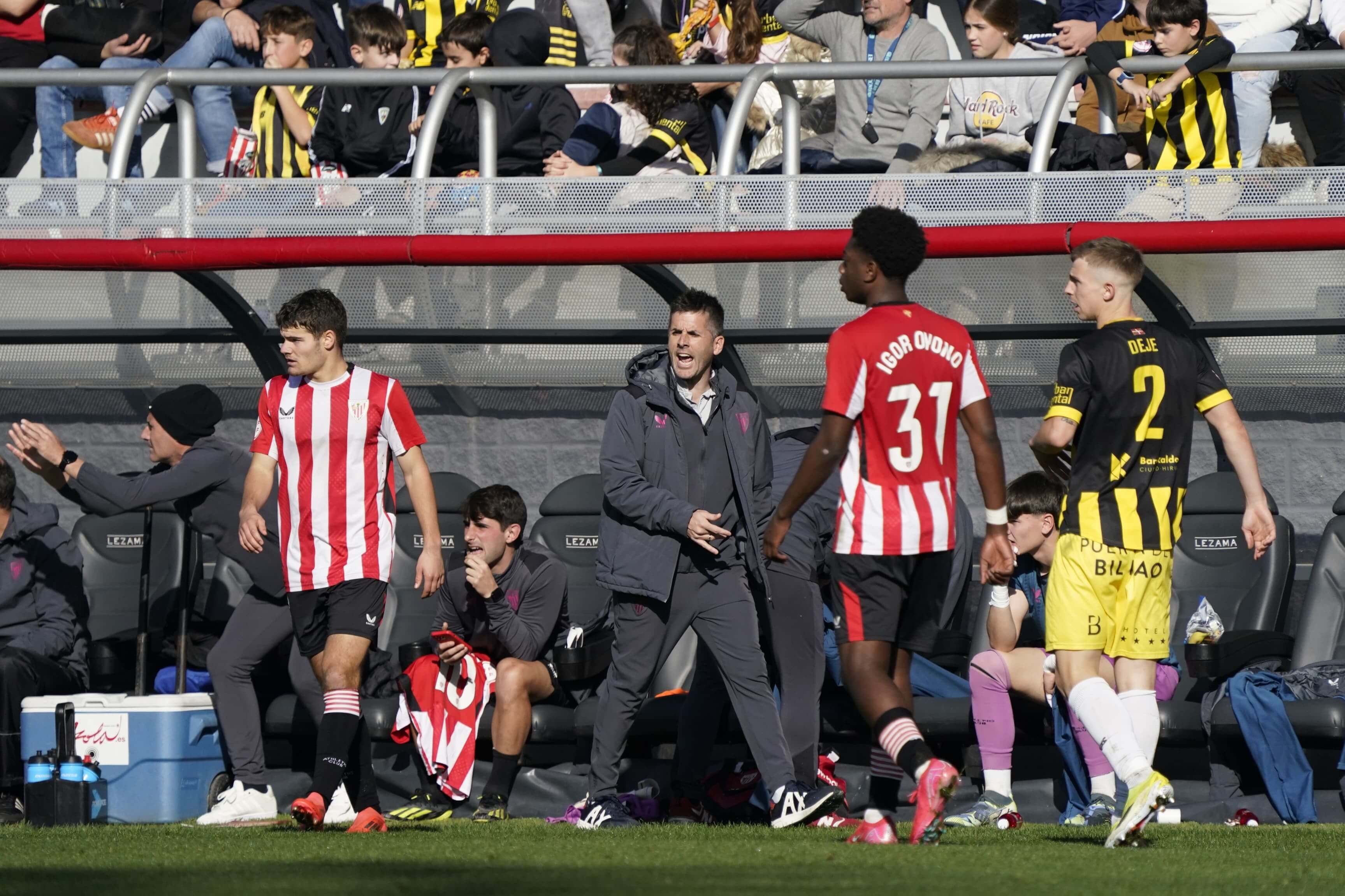  Jokin Aranbarri, en un derbi ante el Barakaldo CF en Lezama.