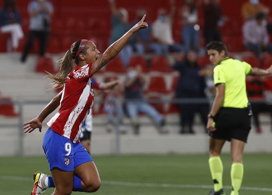  Deyna Castellanos celebra un gol con el Atlético de Madrid.