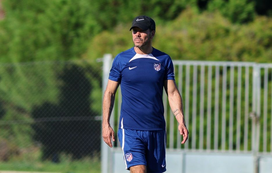  Diego Simeone, en un entrenamiento del Atlético de Madrid.