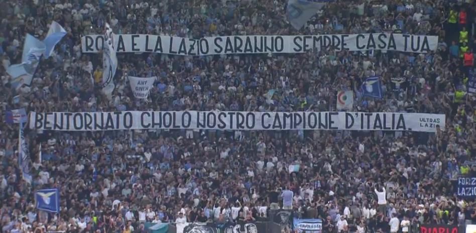  El mensaje de los ultras de la Lazio a Simeone.