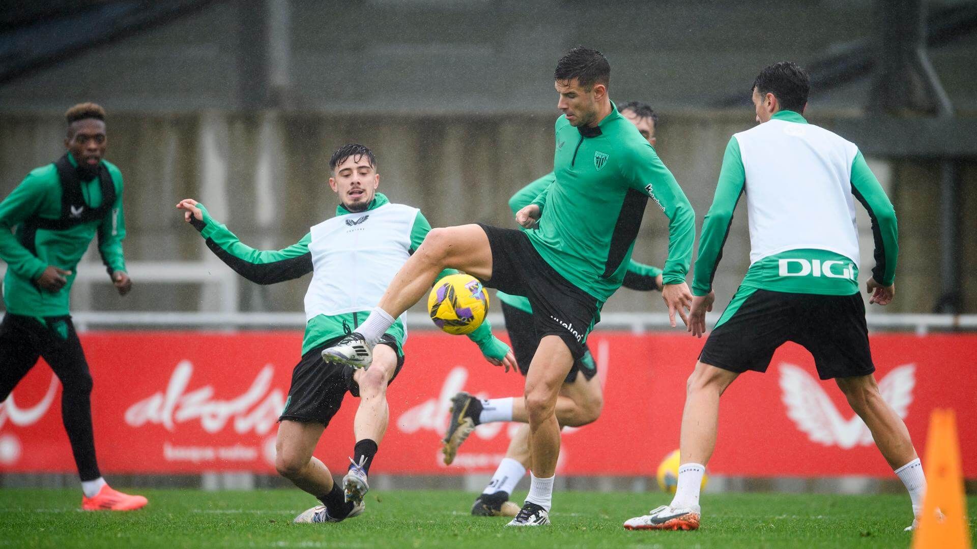  Entrenamiento del Athletic en Lezama antes de viajar a Turquía para el duelo de Europa League.