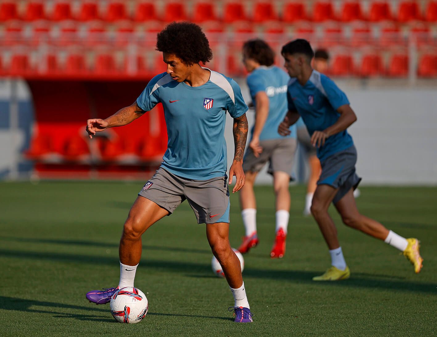  Axel Witsel, en un entrenamiento del Atlético de Madrid.
