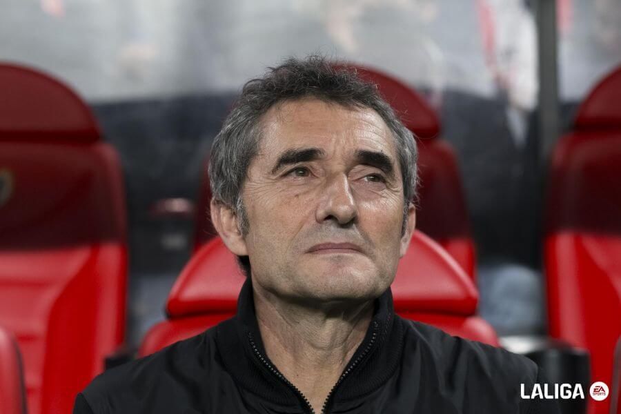  Ernesto Valverde, ante el Rayo en Vallecas.
