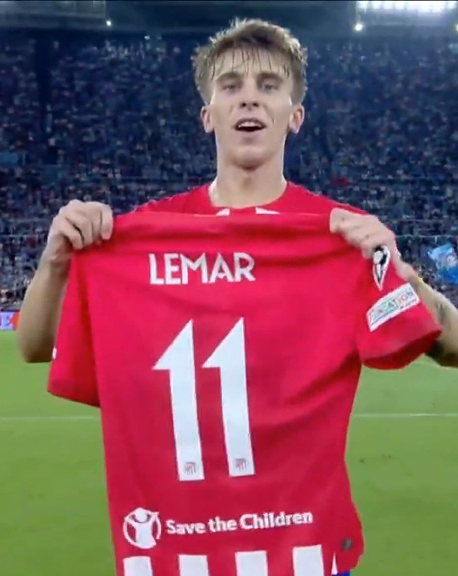  Pablo Barrios dedica su gol a Lemar.