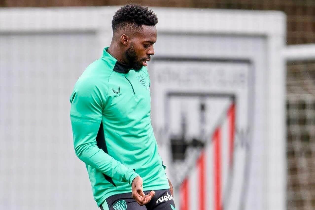  Iñaki Williams se entrena en Lezama; parece muy complicado que llegue ante el Rangers FC.