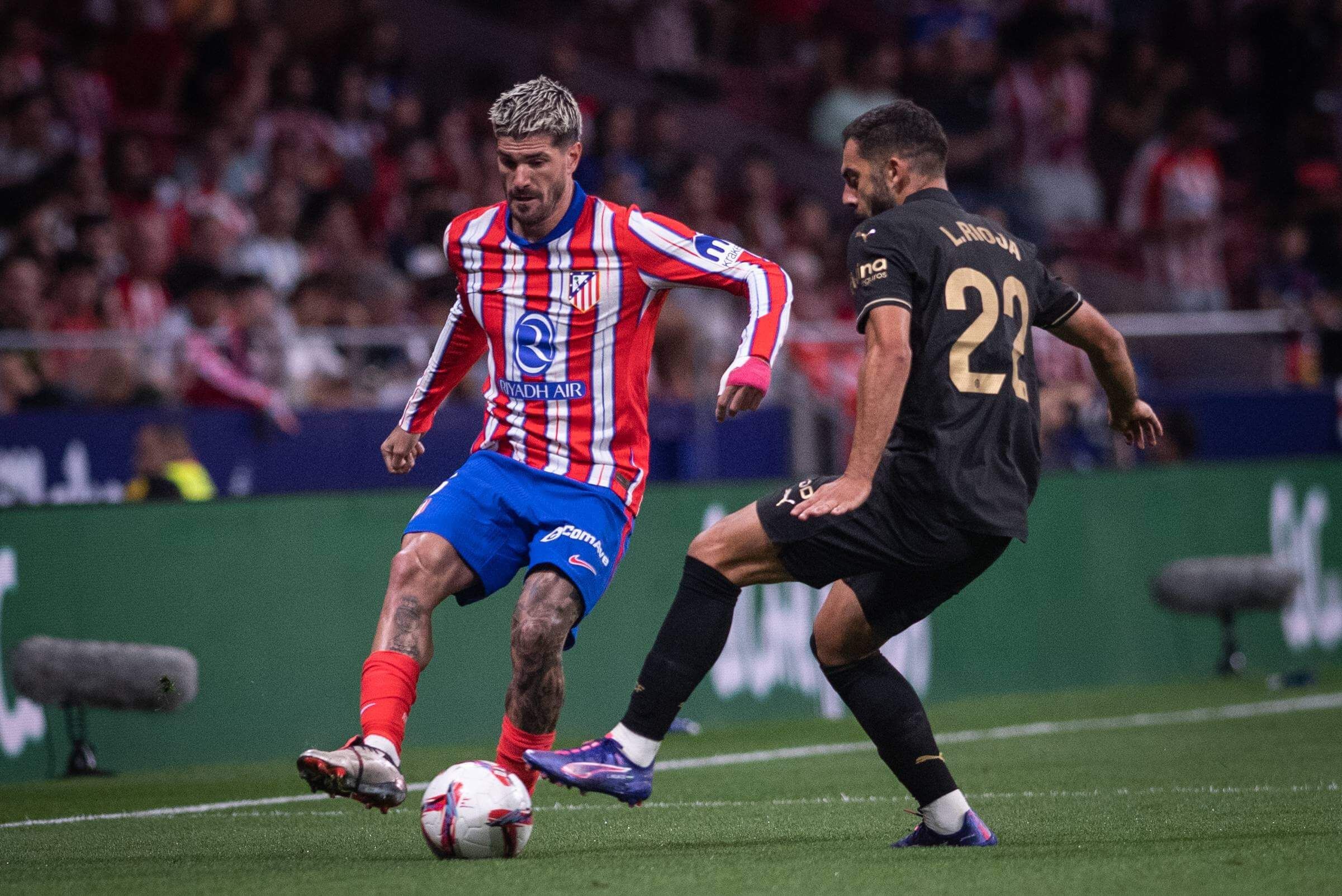  Luis Rioja, en el Atlético de Madrid - Valencia CF.